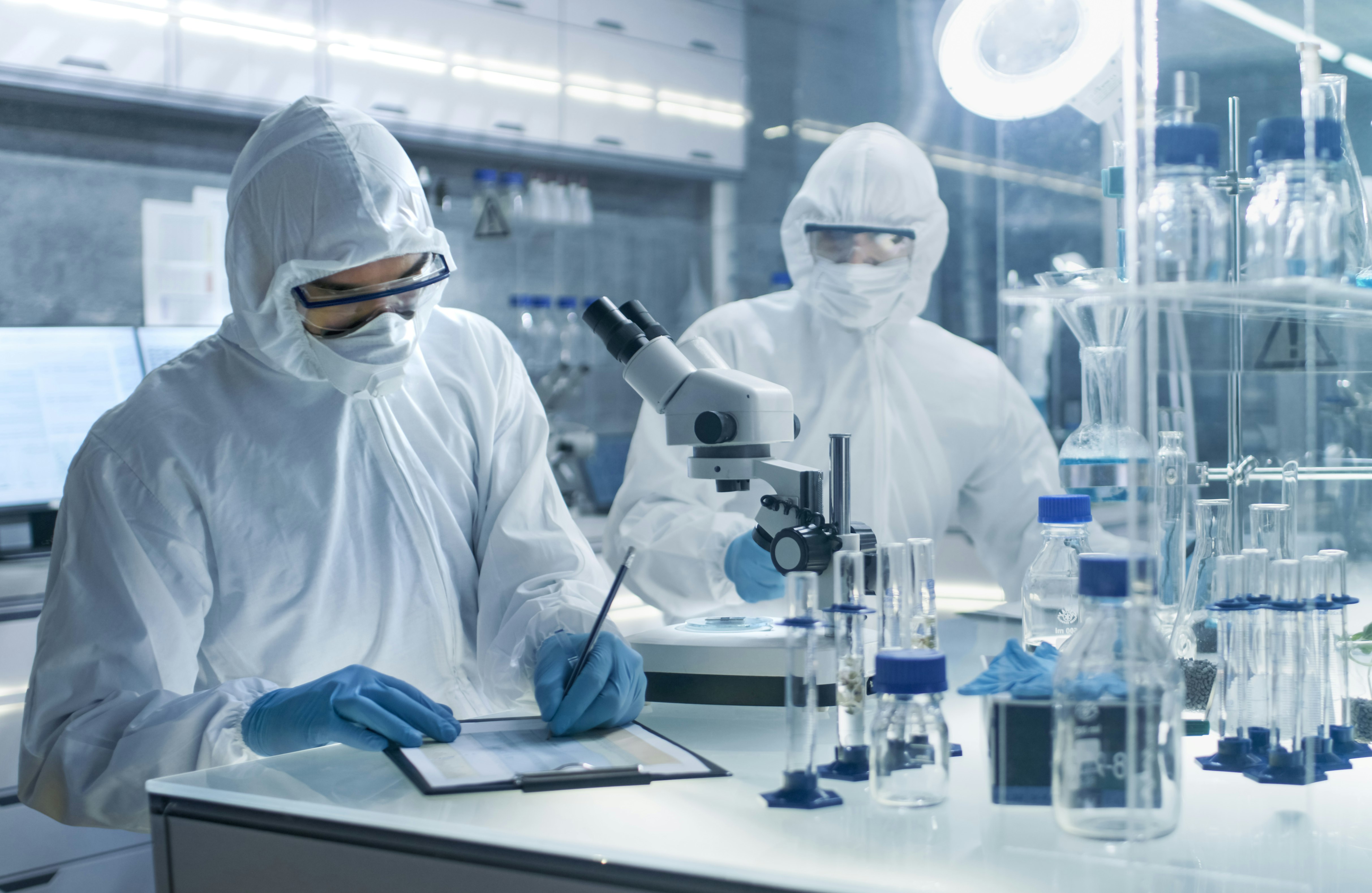 Laboratory Safety Training Twelve Part Series Training Course