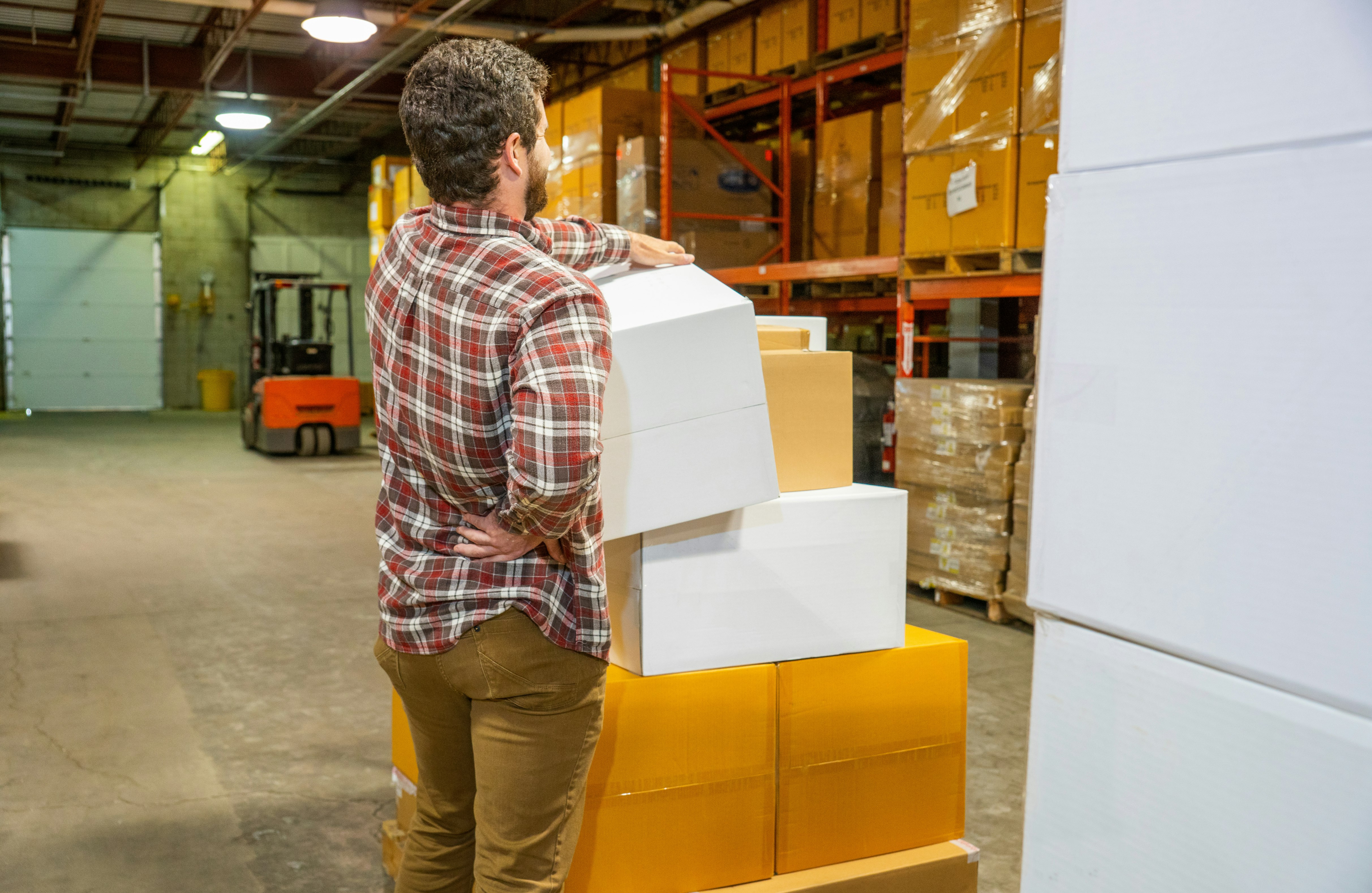 Safe Lifting in Industrial Environments  