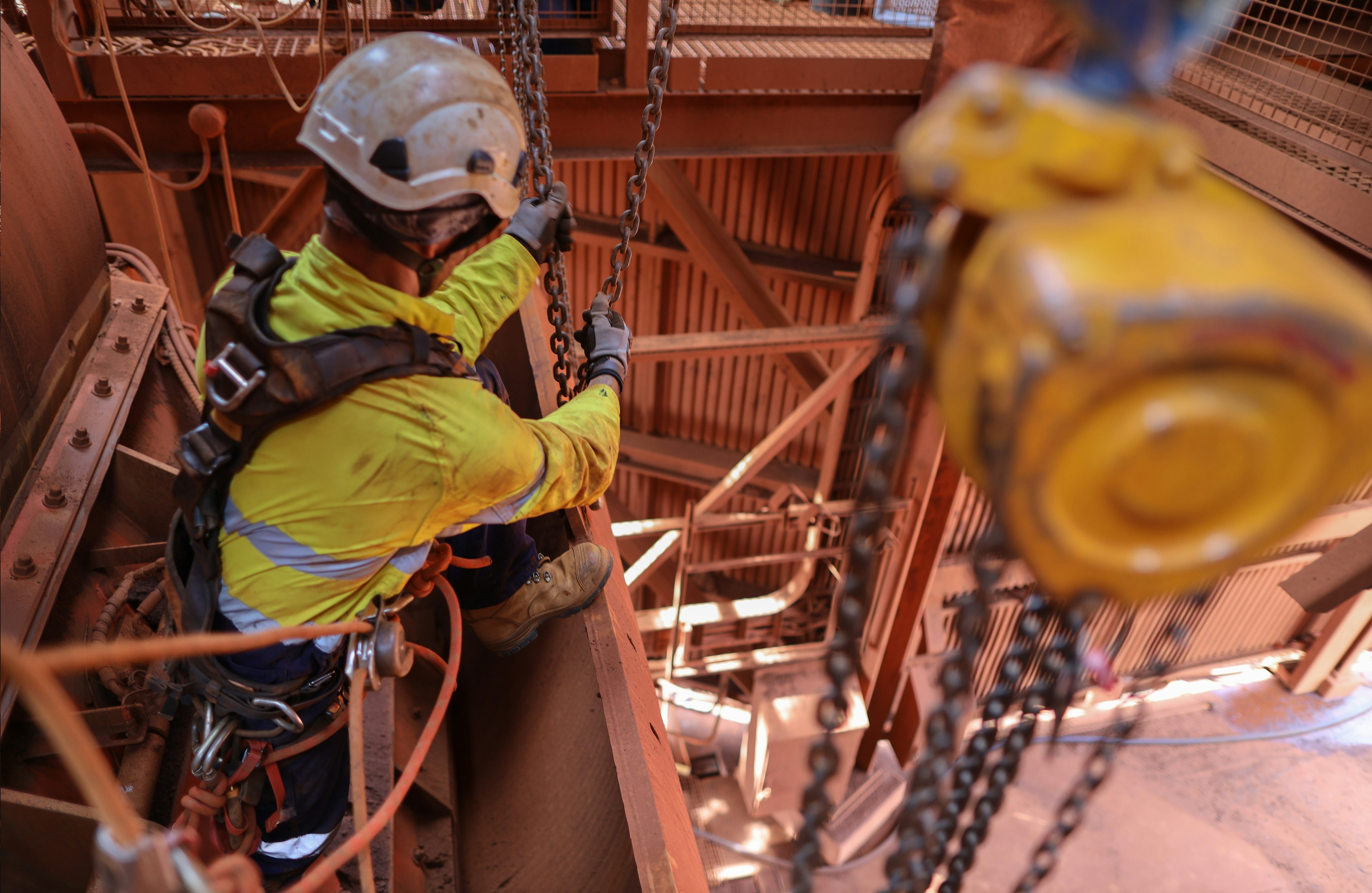 412_Chains_Cranes_Hoist_And_Slings.png